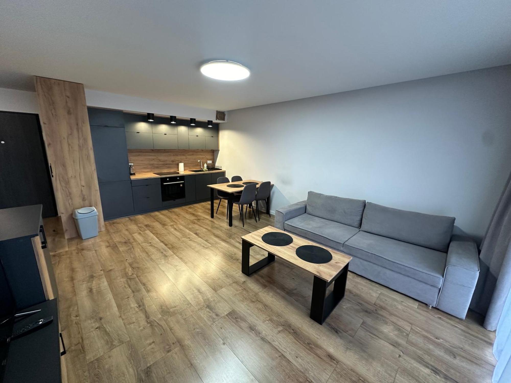 Apartament Osiedle Legionow 2 キェルツェ エクステリア 写真