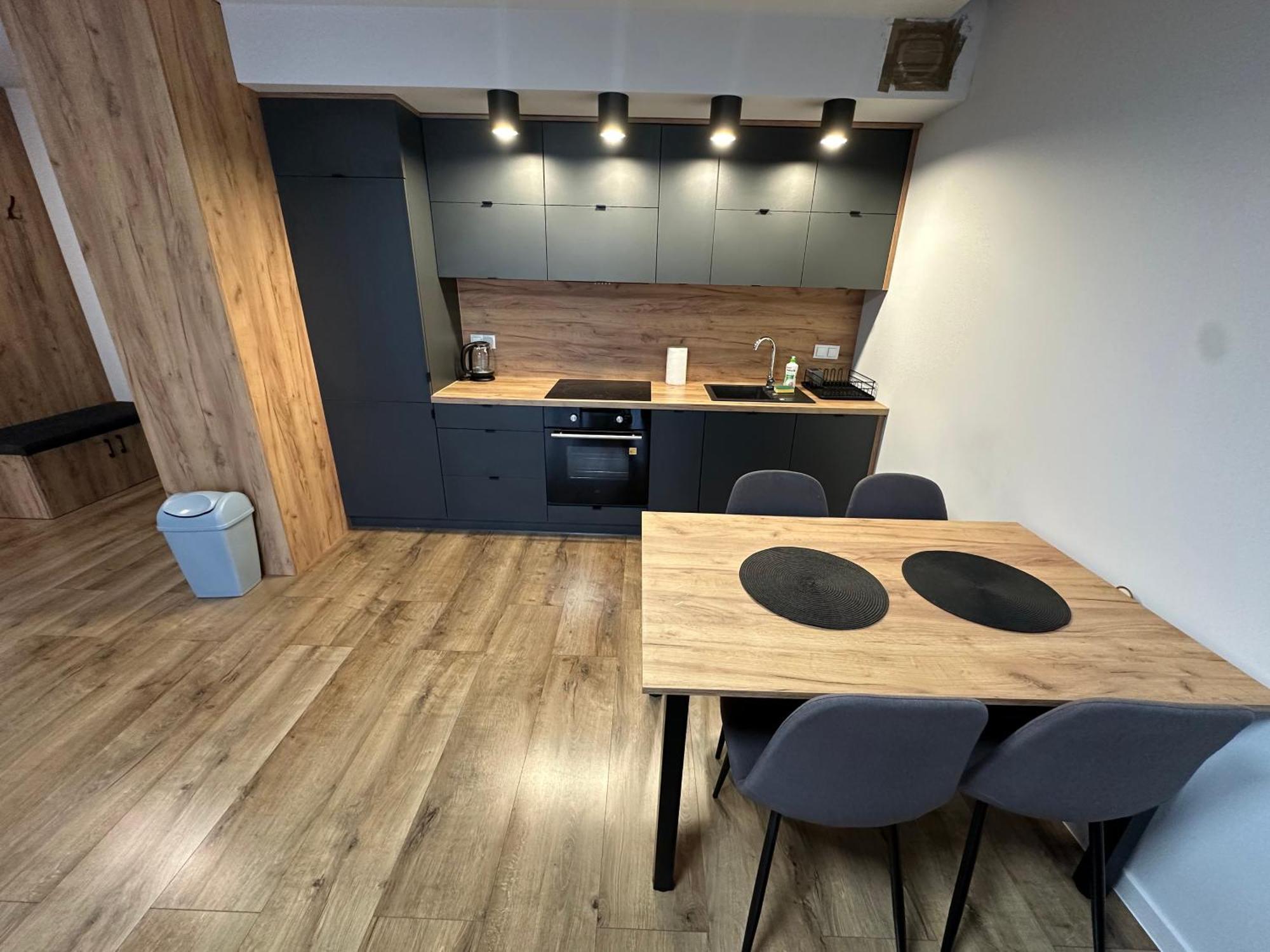Apartament Osiedle Legionow 2 キェルツェ エクステリア 写真